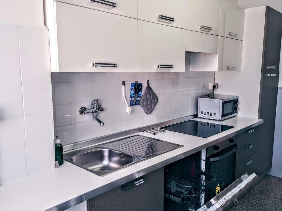 Appartamento Con Terrazzo Zona Ospedale Civile Brescia Eksteriør billede